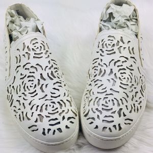 Edelman Circus~Cyrus Laser Cut SlipOn Sneaker 11M